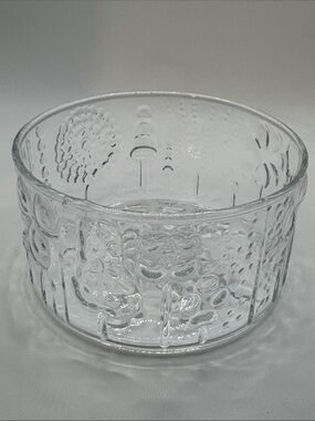 4 x Vintage Iittala / Nuutajärvi Flora clear glass bowls designed by Oiva Toikka